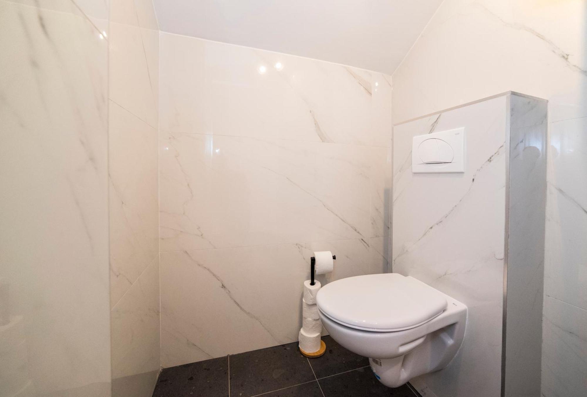 Manuela Varsavska Studio Apartments Zagreb Exteriör bild