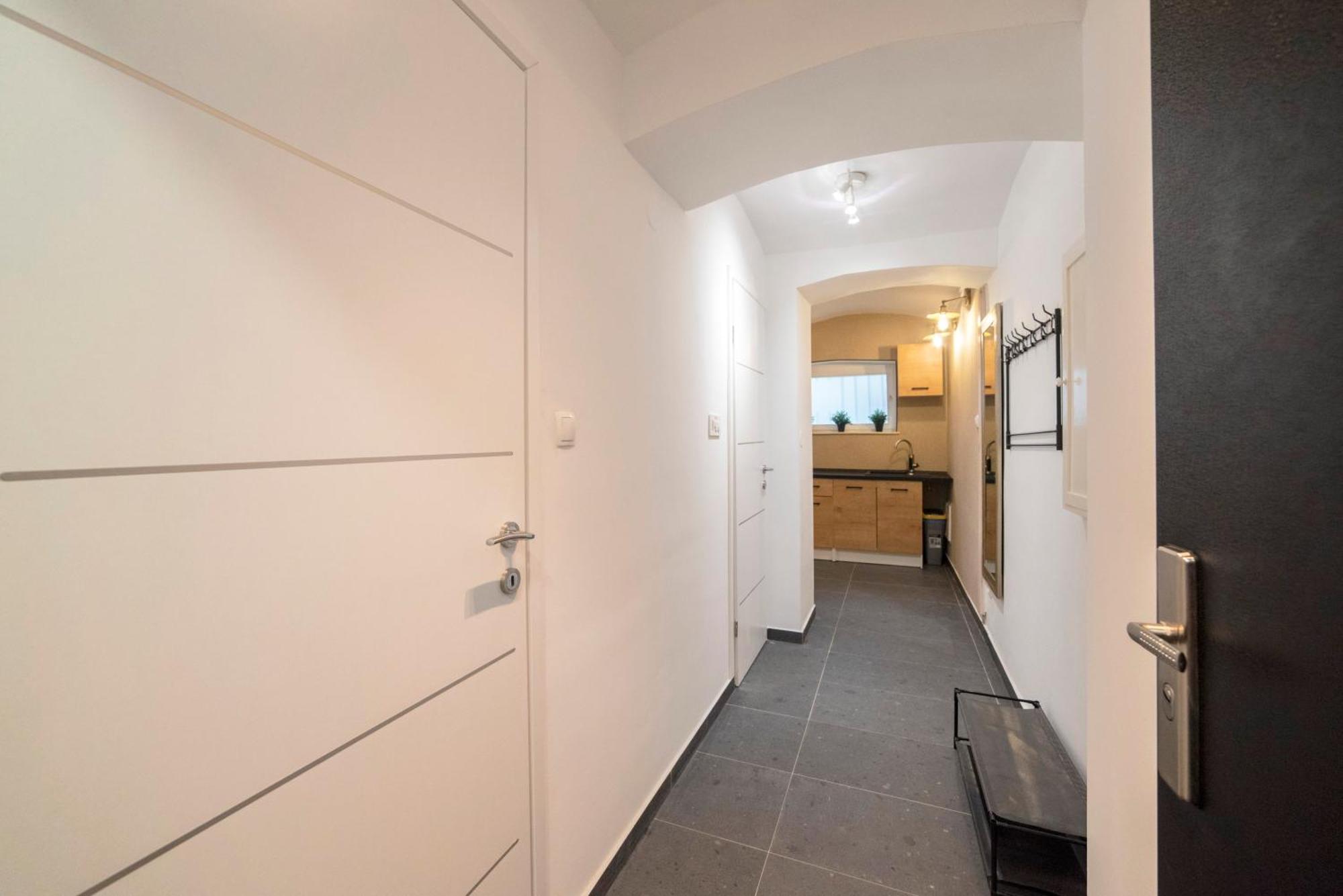 Manuela Varsavska Studio Apartments Zagreb Exteriör bild